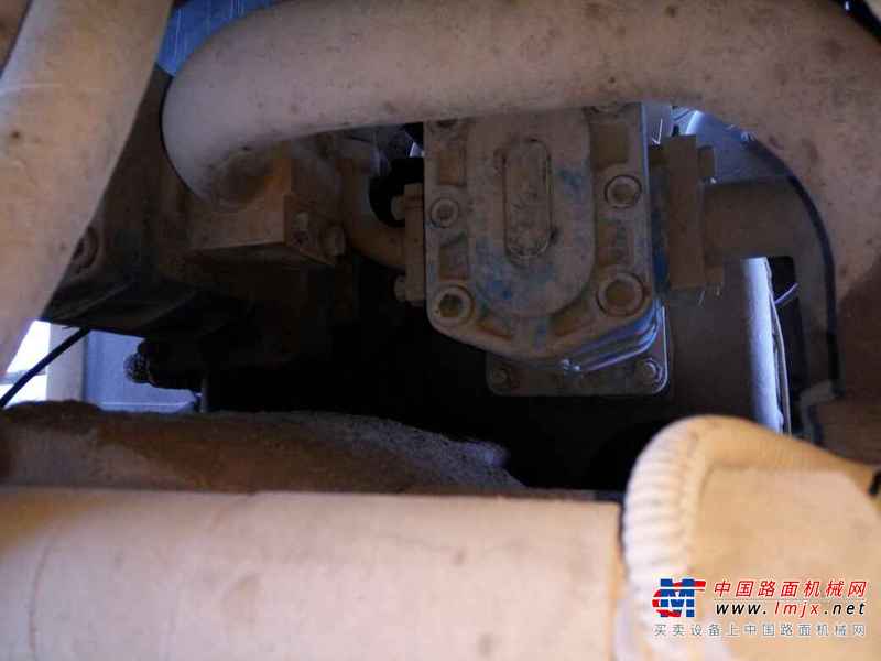 陕西出售转让二手5300小时2010年龙工LG855B装载机