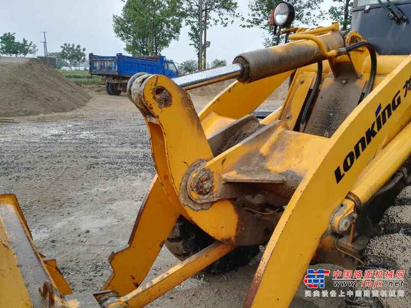 陕西出售转让二手3000小时2010年龙工LG818装载机