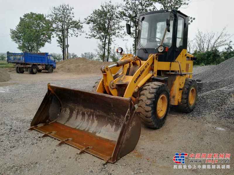 陕西出售转让二手3000小时2010年龙工LG818装载机