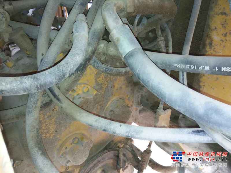 陕西出售转让二手1900小时2010年龙工LG825装载机