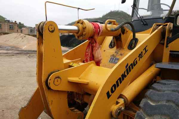 陕西出售转让二手1900小时2010年龙工LG825装载机