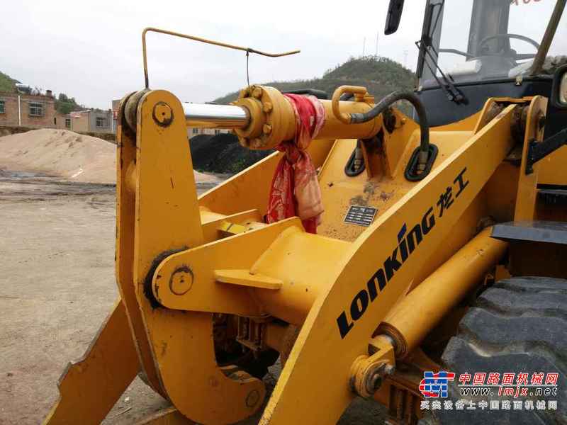 陕西出售转让二手1900小时2010年龙工LG825装载机