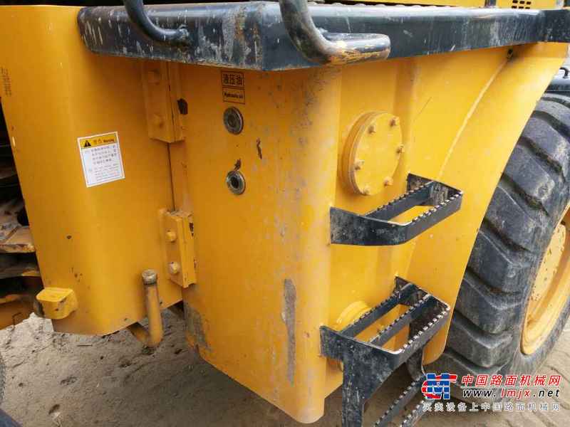 陕西出售转让二手1900小时2010年龙工LG825装载机