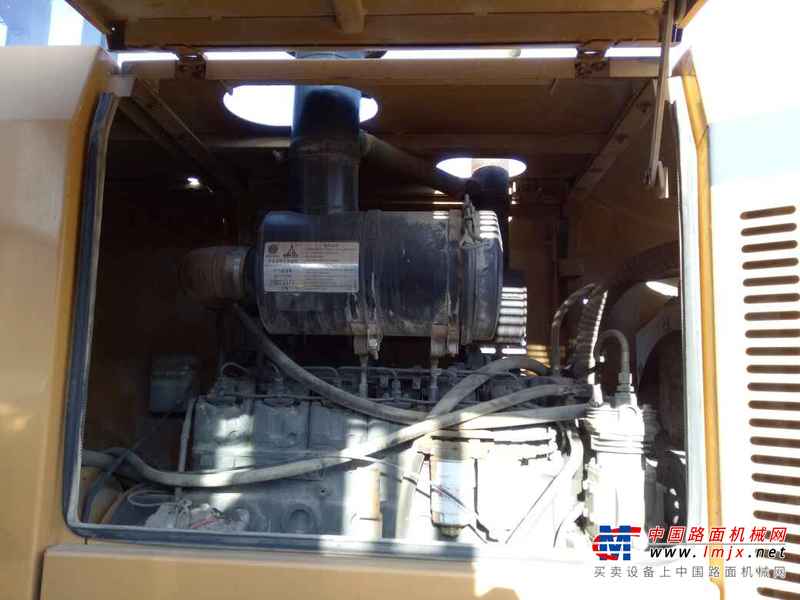 山西出售转让二手1625小时2011年龙工LG833B装载机