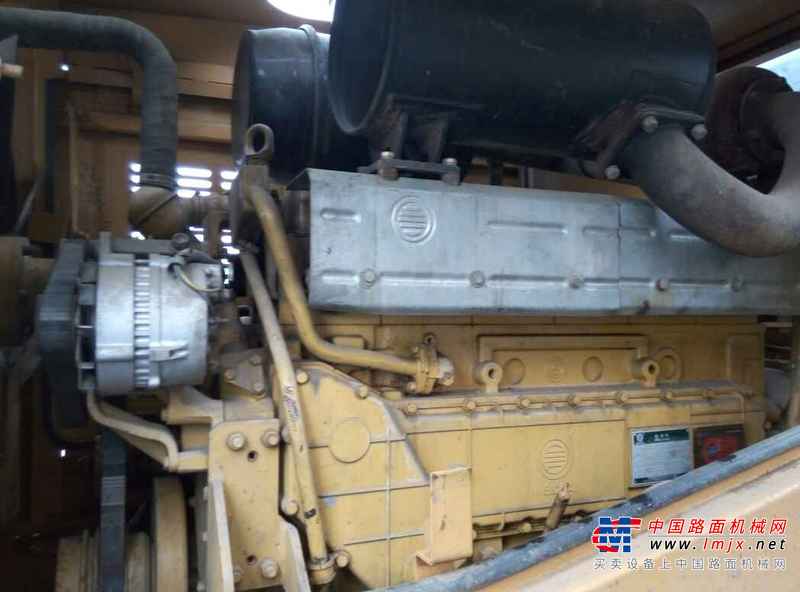 湖北出售转让二手2800小时2014年龙工LG855D装载机