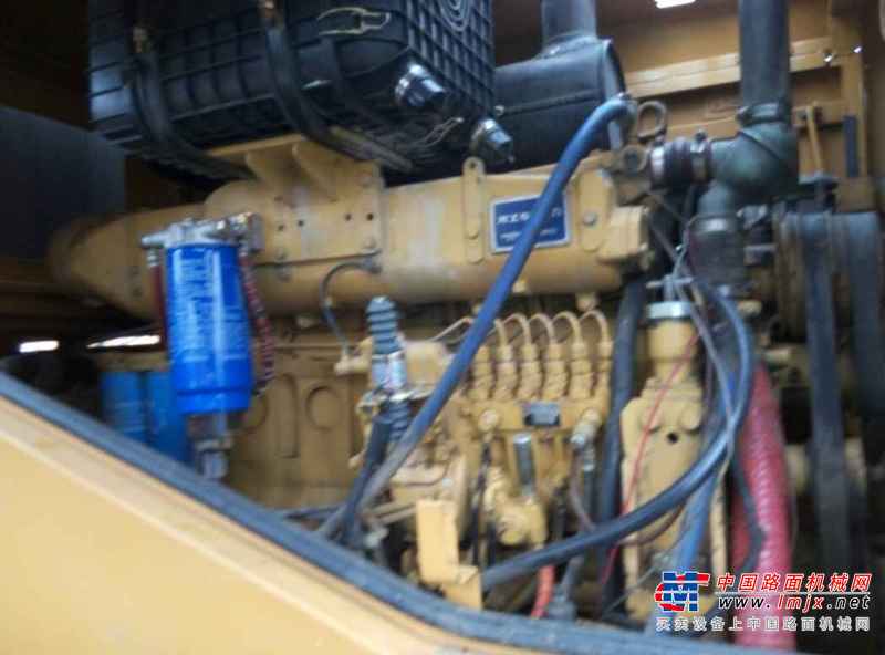 湖北出售转让二手2600小时2014年龙工LG855D装载机