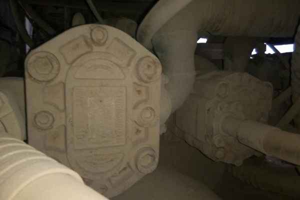 山西出售转让二手4000小时2012年临工LG953装载机
