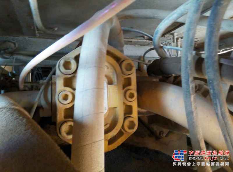 山西出售转让二手3000小时2011年柳工CLG855装载机