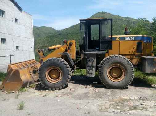 陕西出售转让二手6000小时2011年山工SEM652B装载机