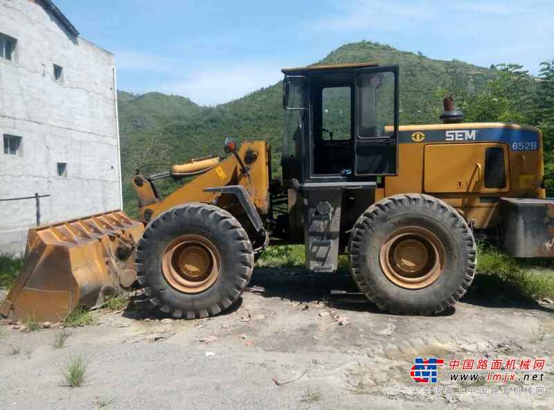 陕西出售转让二手6000小时2011年山工SEM652B装载机