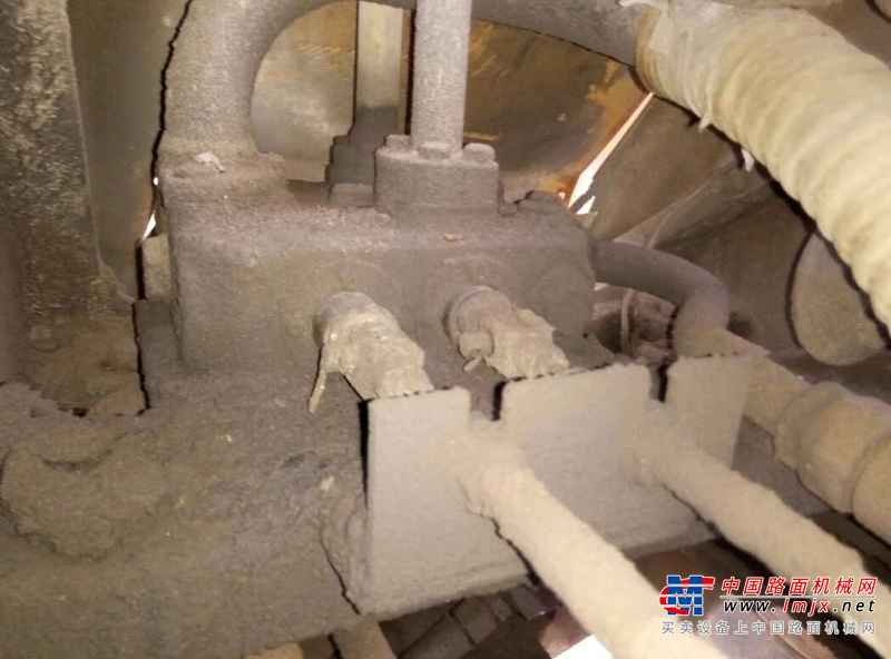 山西出售转让二手5000小时2006年龙工ZL50D装载机