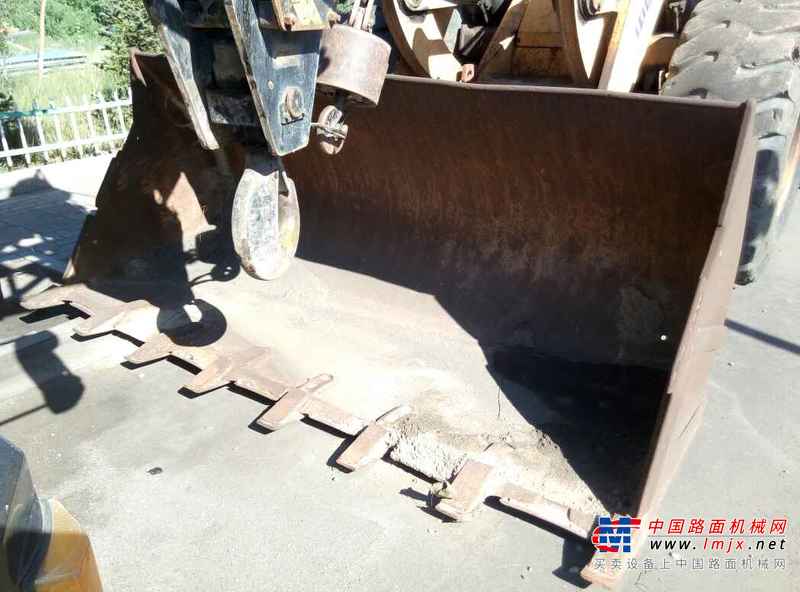 山西出售转让二手10000小时2005年龙工ZL50D装载机