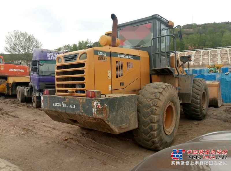 宁夏出售转让二手5000小时2011年龙工LG855B装载机