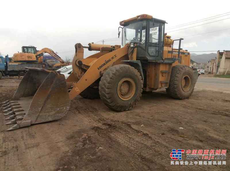 宁夏出售转让二手5000小时2011年龙工LG855B装载机