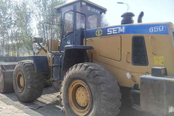 辽宁出售转让二手3500小时2008年山工SEM650装载机