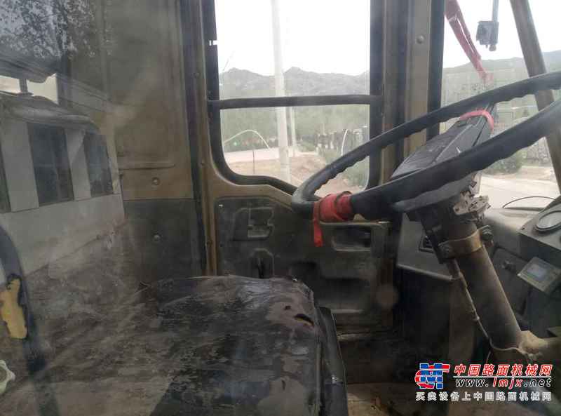 山西出售转让二手6000小时2004年龙工LG850装载机