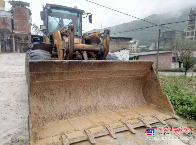 广东出售转让二手8900小时2008年龙工850装载机