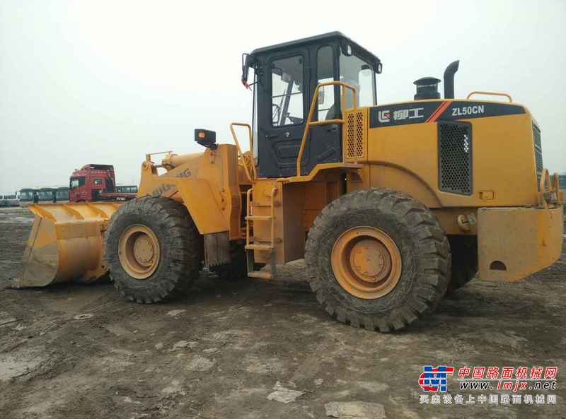 陕西出售转让二手800小时2015年柳工ZL50CN装载机