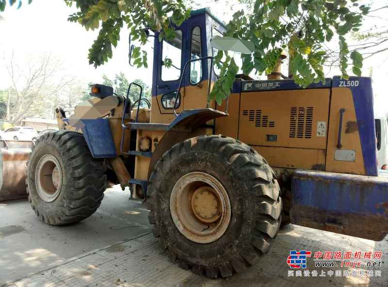 广东出售转让二手4800小时2010年龙工ZL50D装载机