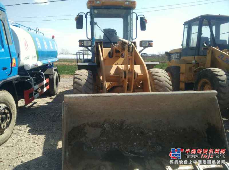 陕西出售转让二手2100小时2012年龙工LG833B装载机