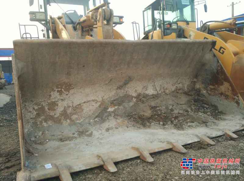 陕西出售转让二手1300小时2015年龙工LG855D装载机