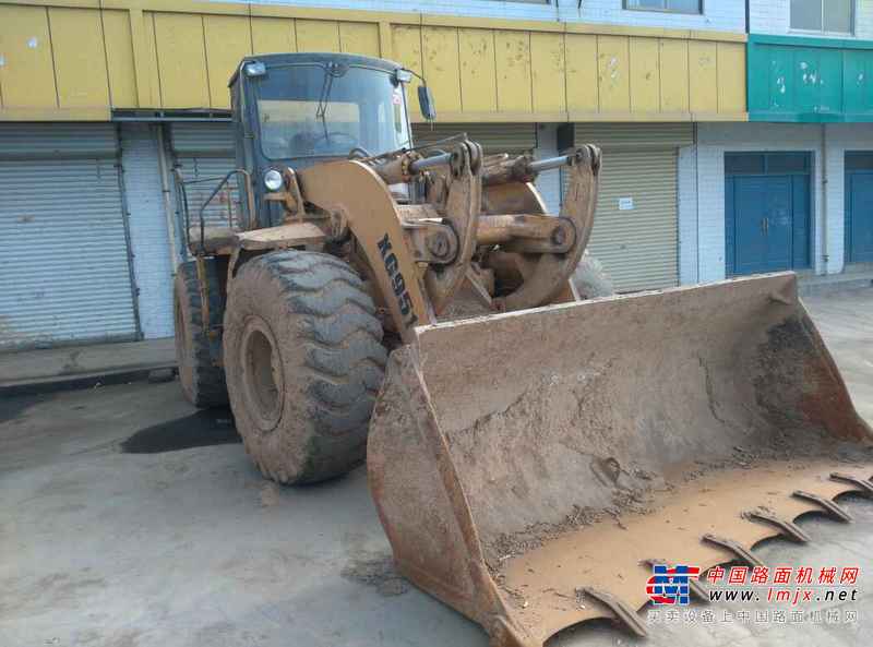 陕西出售转让二手10000小时2005年厦工XG951装载机