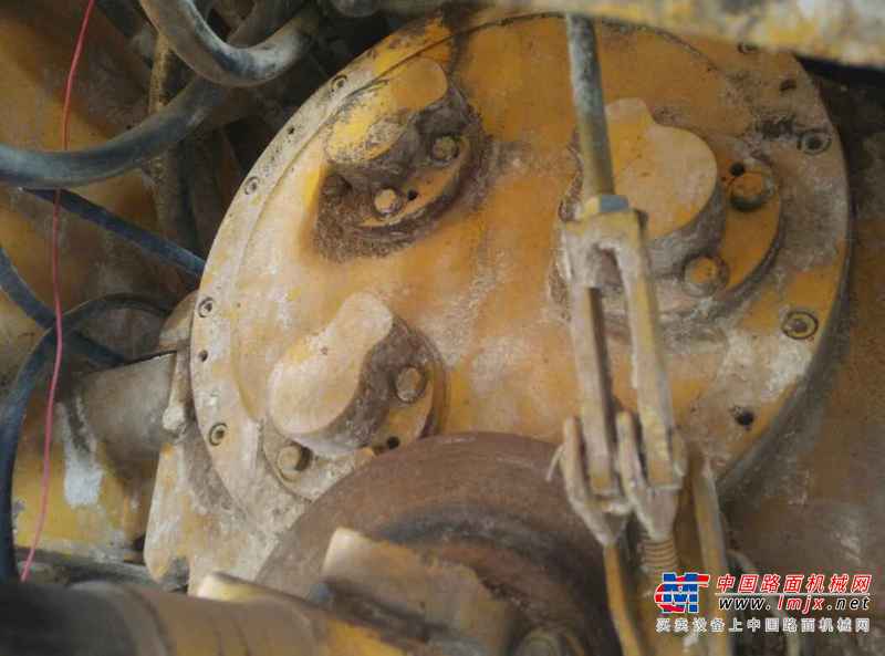 陕西出售转让二手2902小时2012年龙工LG825装载机