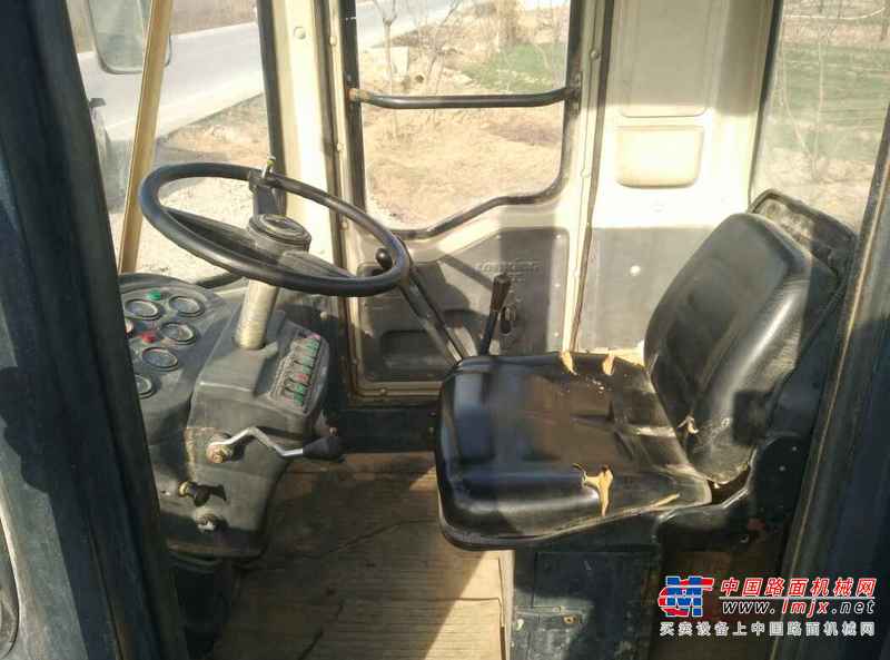 陕西出售转让二手2902小时2012年龙工LG825装载机