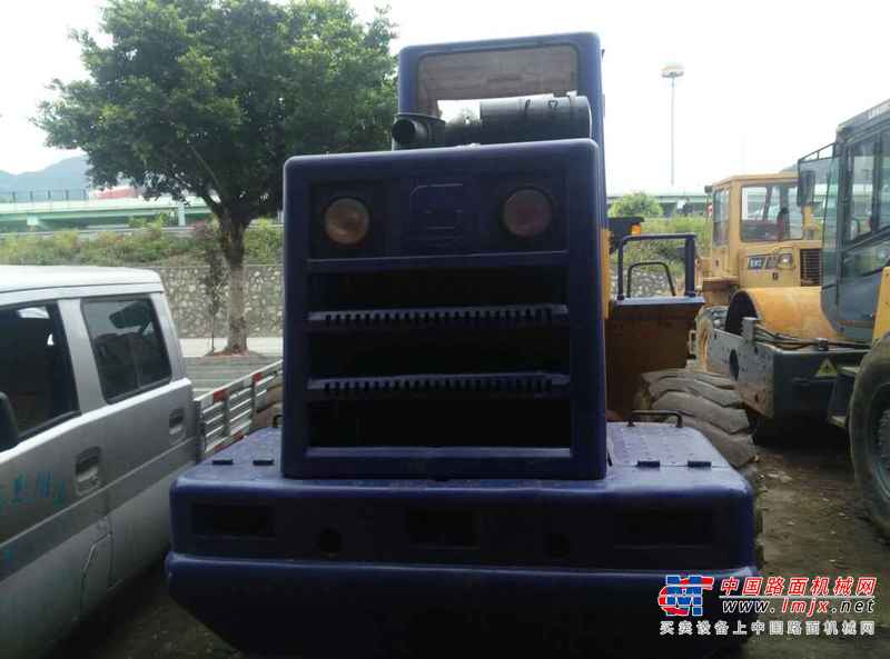 广东出售转让二手8650小时2007年龙工LG833装载机