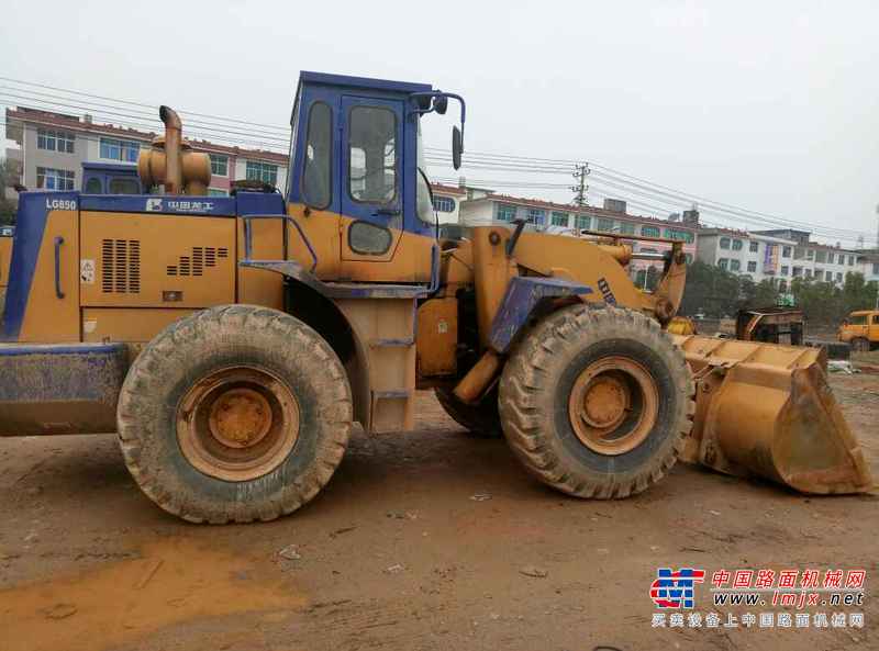 江西出售转让二手5600小时2011年龙工LG850装载机