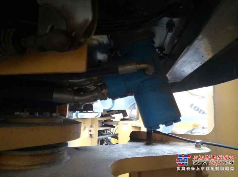 山西出售转让二手500小时2014年龙工LG833B装载机