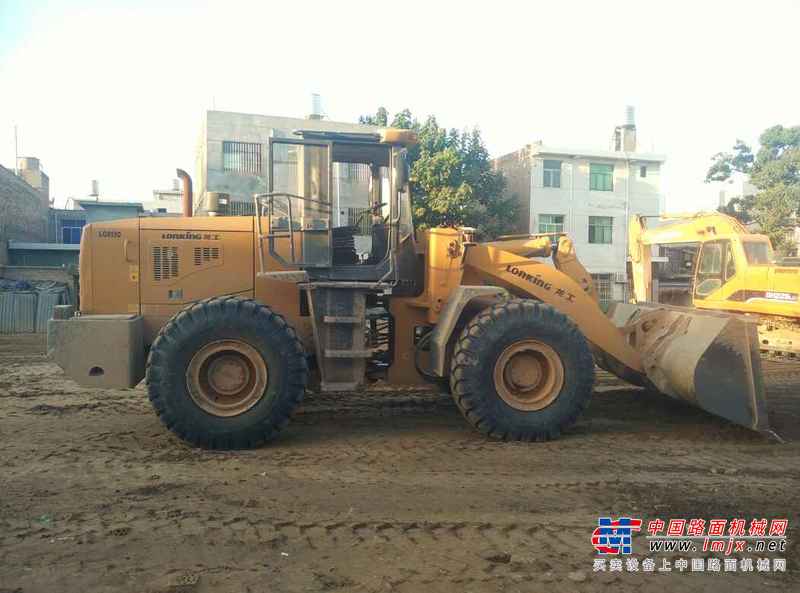陕西出售转让二手2730小时2013年龙工LG855D装载机