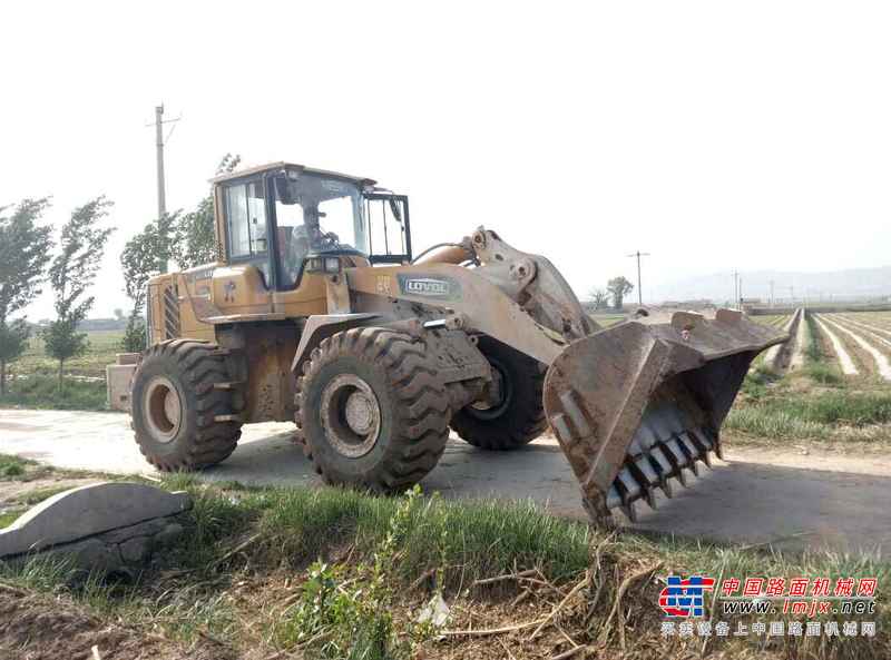 山西出售转让二手3400小时2011年福田雷沃FL955F装载机