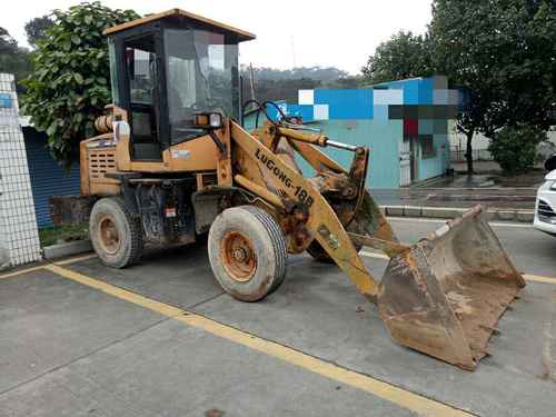 广东出售转让二手5000小时2010年鲁工ZL18装载机
