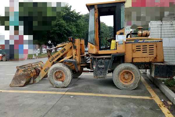 广东出售转让二手5000小时2010年鲁工ZL18装载机
