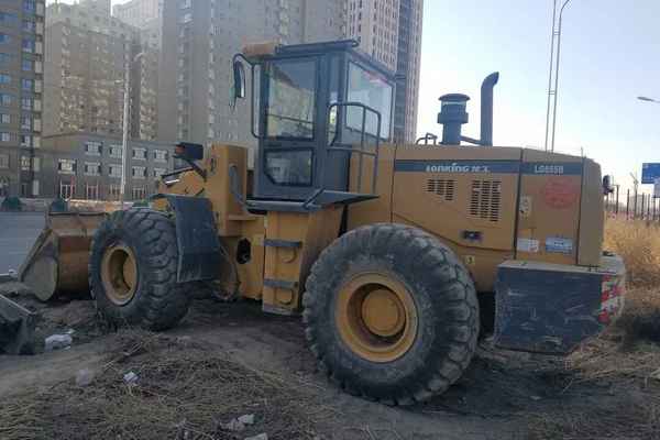 内蒙古出售转让二手5000小时2010年龙工LG855B装载机