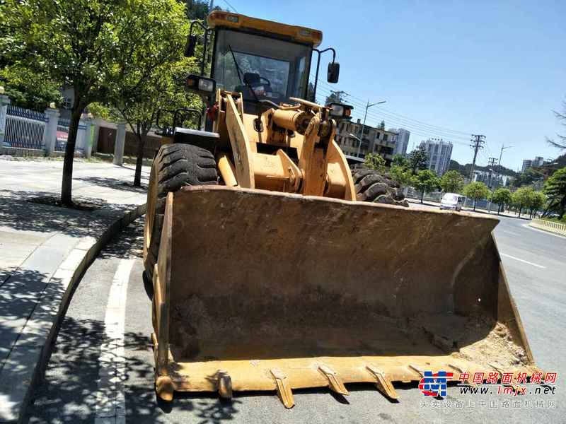 贵州出售转让二手3200小时2011年龙工LG855装载机