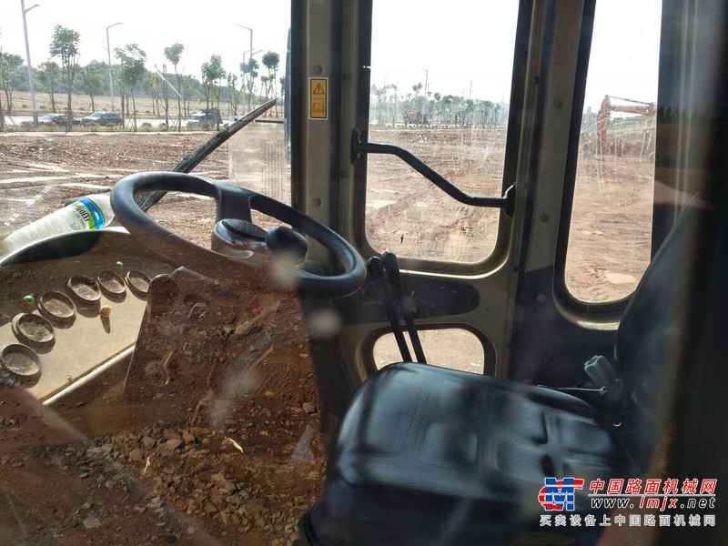 江西出售转让二手5000小时2013年龙工LG850D装载机