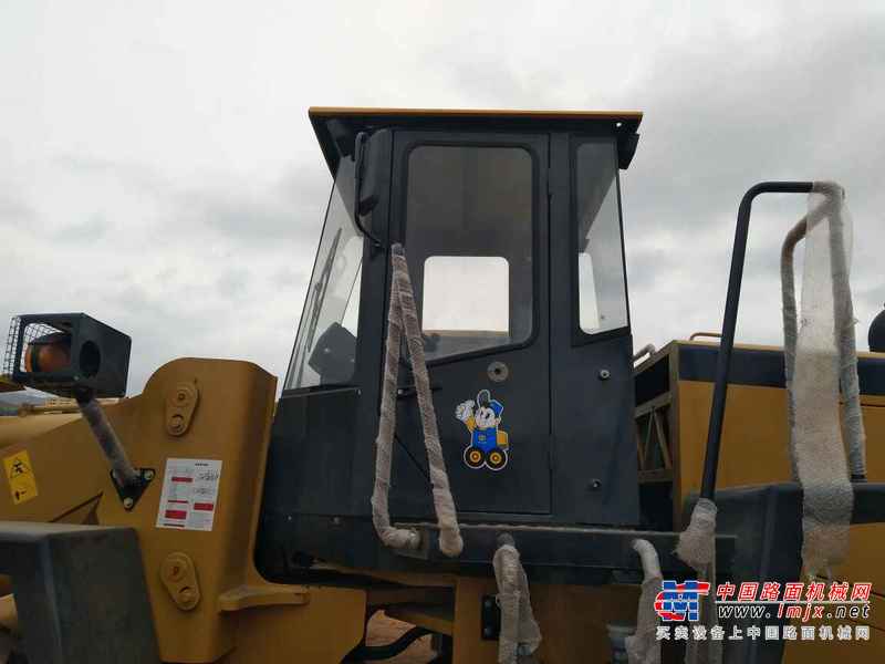 甘肃出售转让二手100小时2016年山工SEM650B装载机
