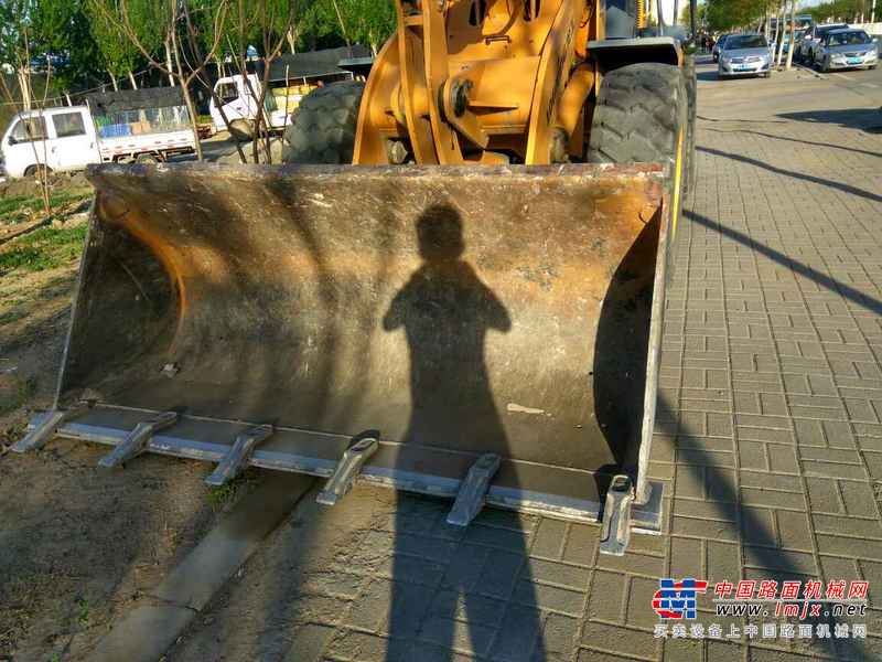 辽宁出售转让二手900小时2011年龙工LG833B装载机