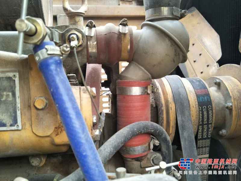 辽宁出售转让二手5000小时2010年龙工LG850装载机