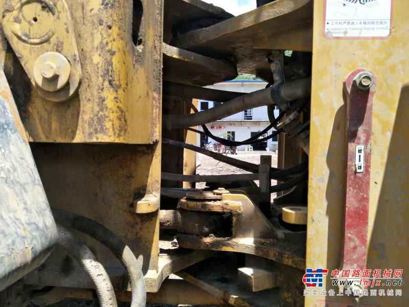 贵州出售转让二手6800小时2011年山工SEM652B装载机