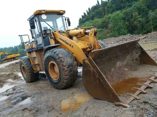 湖北出售转让二手5000小时2011年龙工LG855D装载机