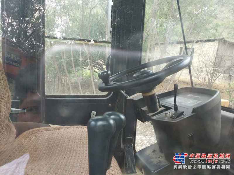 云南出售转让二手3500小时2013年柳工ZL856装载机