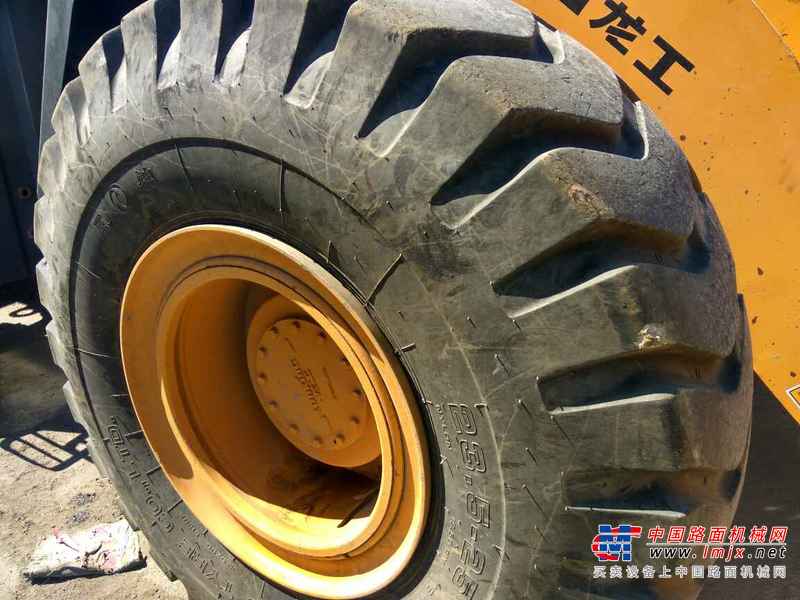辽宁出售转让二手3000小时2013年龙工LG855D装载机