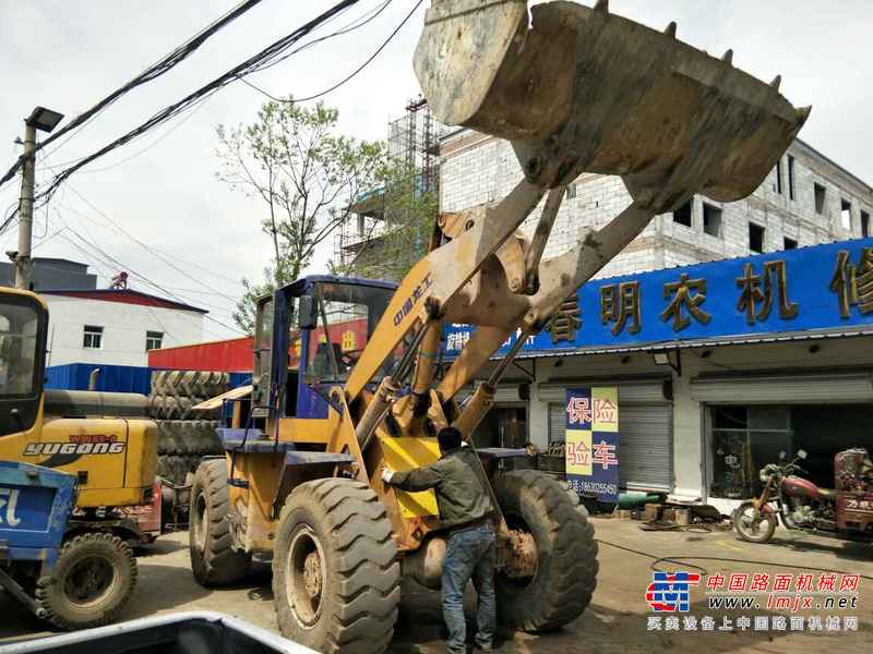 河北出售转让二手3258小时2008年龙工LG833装载机