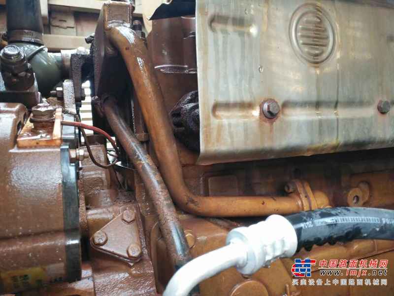 云南出售转让二手5000小时2010年龙工LG855D装载机
