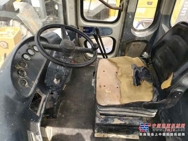 山西出售转让二手3000小时2011年龙工LG850装载机