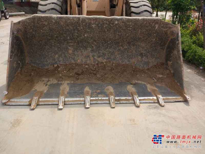 山东出售转让二手6000小时2010年龙工LG850装载机