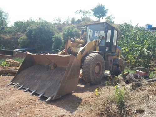 云南出售转让二手2500小时2011年山工SEM630B装载机